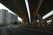Onder de autostrade
