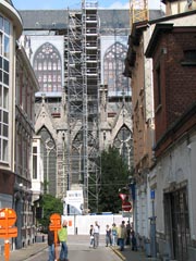 MoNuMent