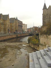 Laag water