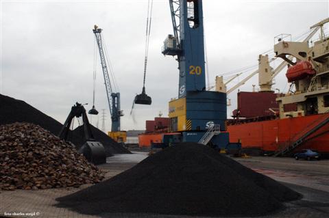 steenkooloverslag in Gentse haven