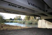 Onder de brug