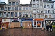 Op een drukke winkeldag aan de Vrijdagmarkt