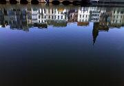 Blauwe spiegel