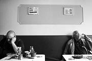 2 foto’s aan de muur
