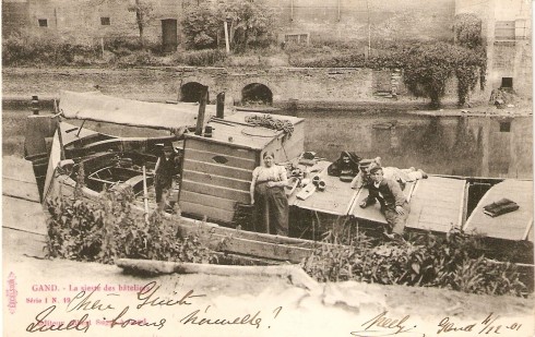 19 La sieste des Bâteliers